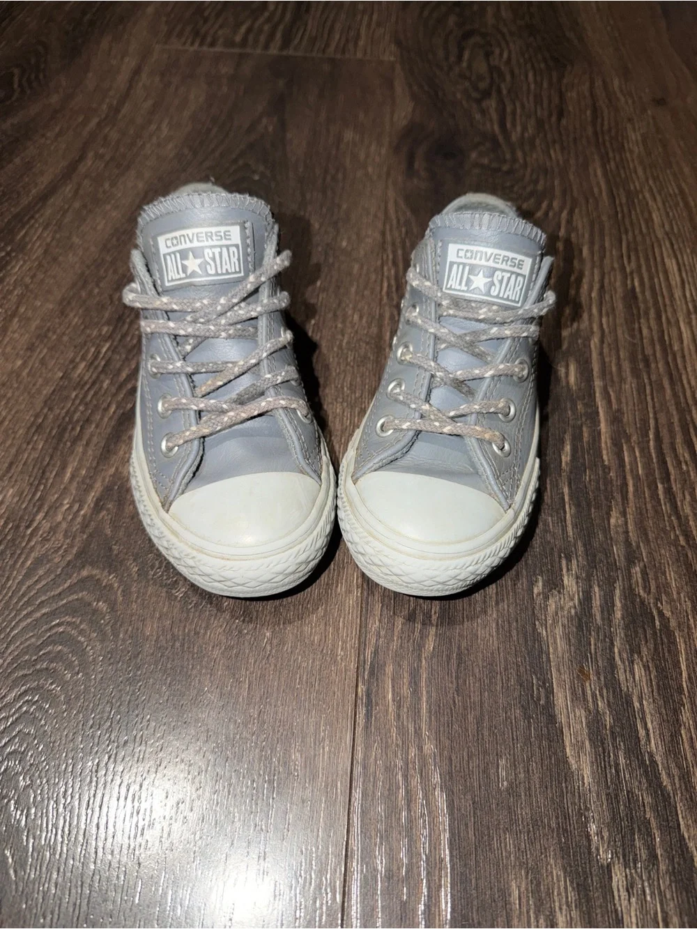 Converse Chuck Taylor All Star Gray Leather Low Top Sneakers Kids Size 11